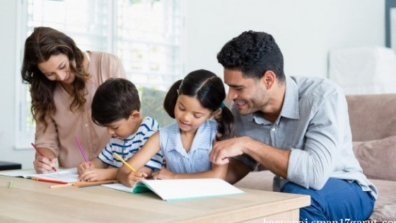 Orang Tuaku Pahlawanku dalam Membentuk Masa Depan